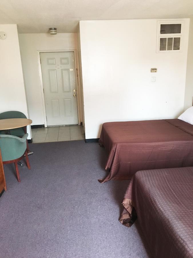 Village Motel 엘렌빌 외부 사진