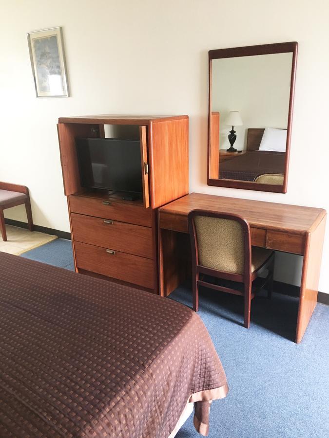 Village Motel 엘렌빌 외부 사진